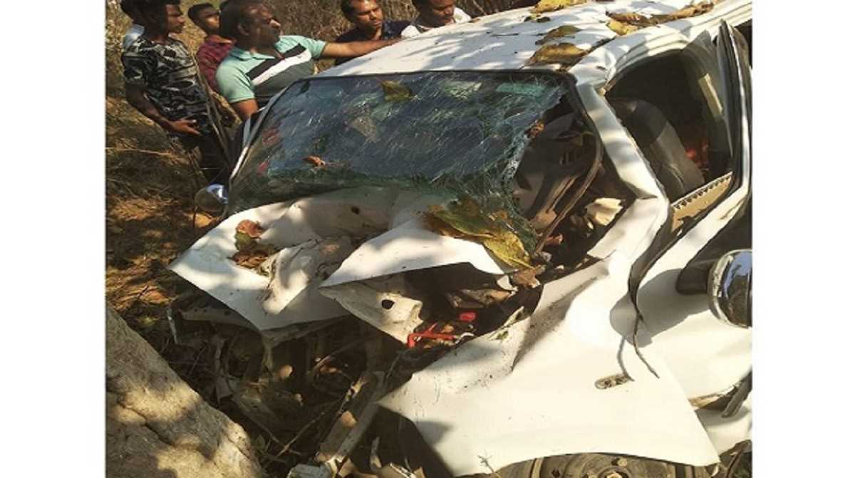 बाबाधाम से लौटते समय श्रद्धालुओं के समूह को कार ने मारी टक्कर, 6 की मौत